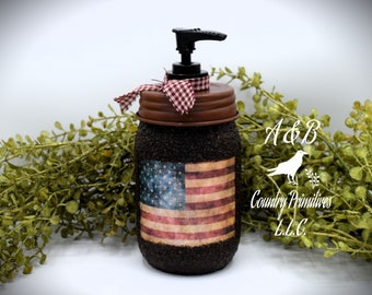 American Flag Grubby Mason Jar Soap Dispenser: Country Primitive Bathroom Decor