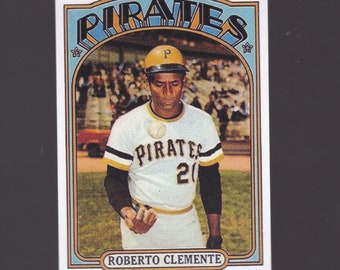 1972 Roberto Bob Clemente Pirates tossing ball