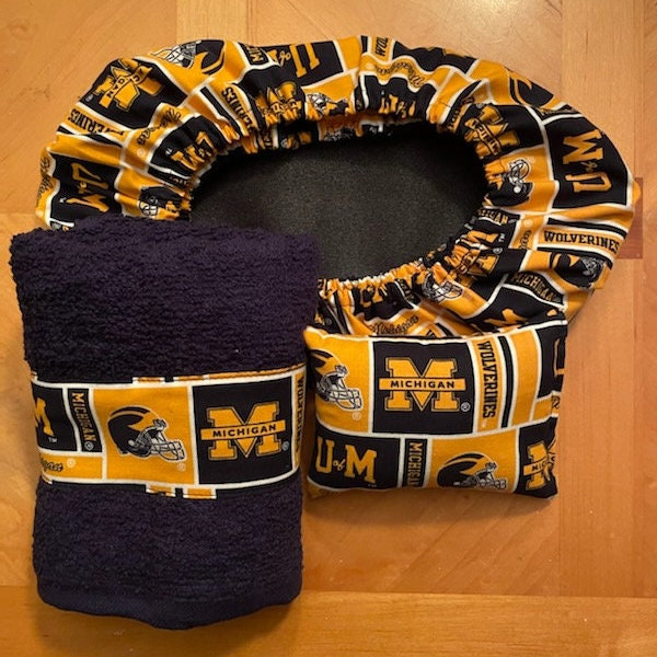 Fleece University of Michigan Wolverines U of M Holiday Christmas  Sweater-Look College Fleece Fabric Print