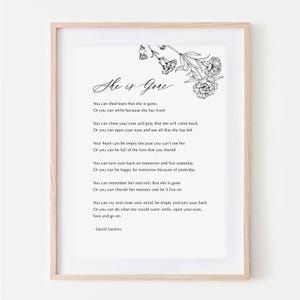 Elle est partie, poème, cartes commémoratives, poème commémoratif, cadeau commémoratif, cadeaux de sympathie, message de deuil, lecture de l'éloge funèbre, impression numérique