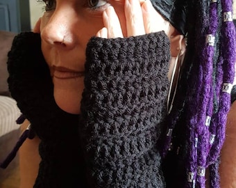 Handmade chunky crochet black armwarmers...witch goth