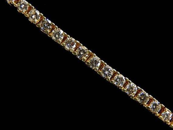 DIAMOND TENNIS BRACELET