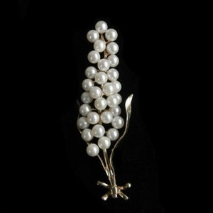 CULTURED PEARL BROOCH - 2782JA4385