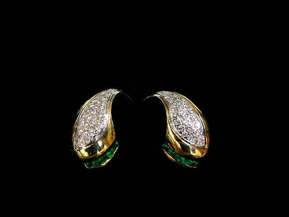 DIAMOND EMERALD EARRINGS - 1012HE118