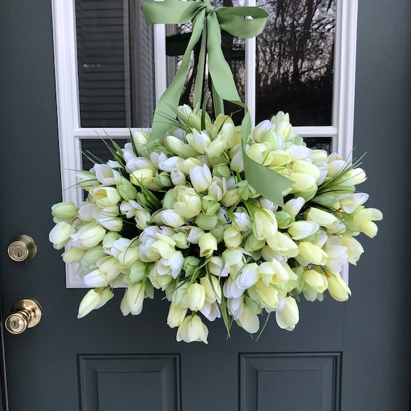 Spring flower wreath - all season wreath - Summer flower wreath - everyday wreath - tulip wreath for front door - tulip basket