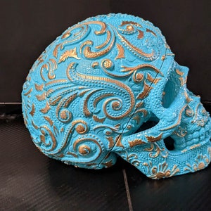Filigree Skull Deck Box