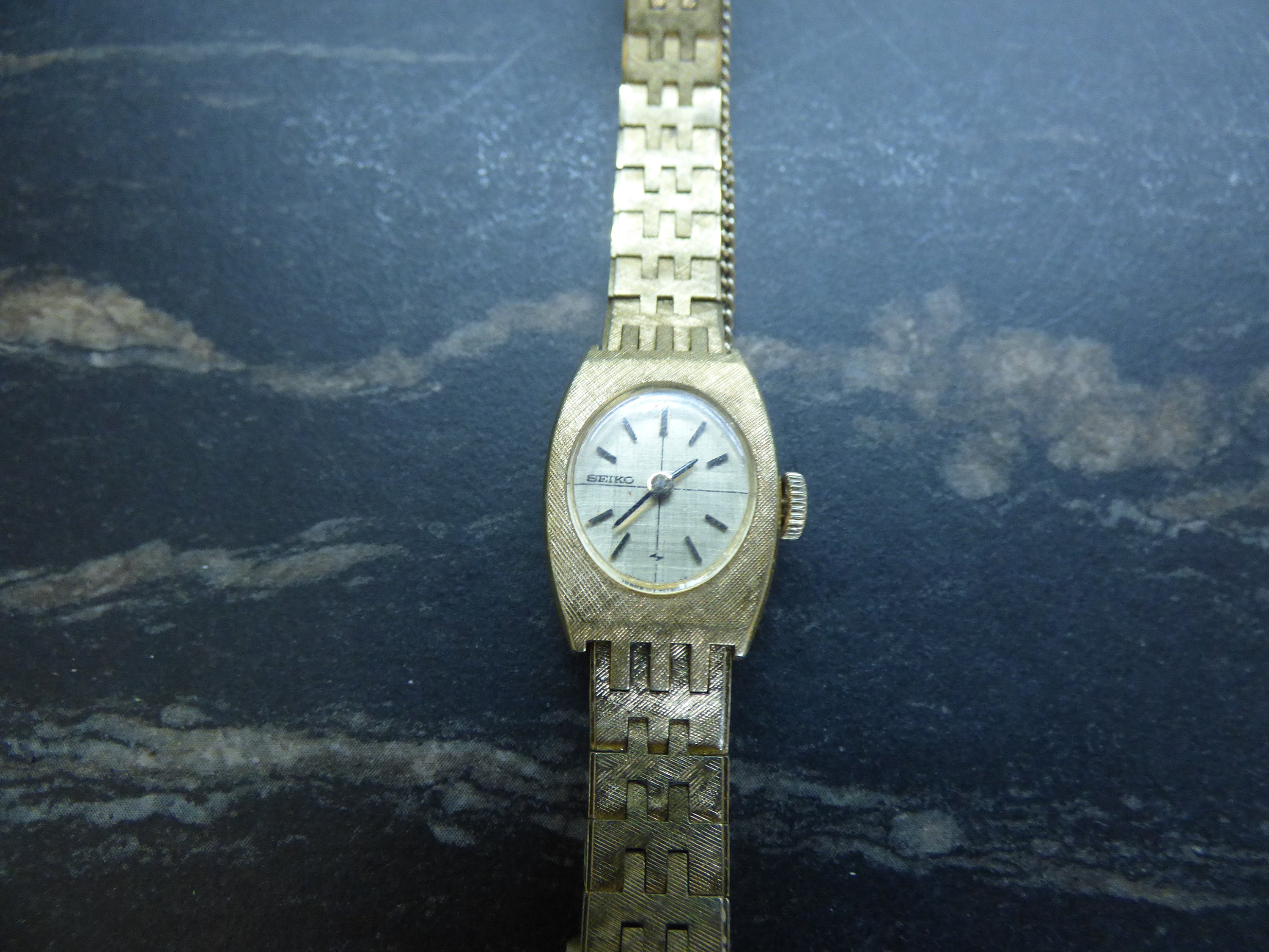 Vintage SEIKO 11-7060 Ladies Mechanical Wind-up Gold Plated - Etsy Israel