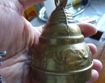 Vintage solid bronze Bell - bronze Dinner Bell - Hand bronze Bell -working  Bell - Rustic Decor - Desk Bell-great gong-big bell-clapper