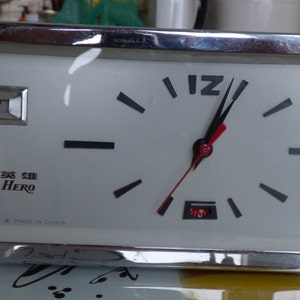 Vintage Alarm Clock , Vintage Alarm Clock &quot;HERO&quot; , China Clocks, Manual Alarm Clocks, Date Clock, Home Clock, Old Clock,good condition