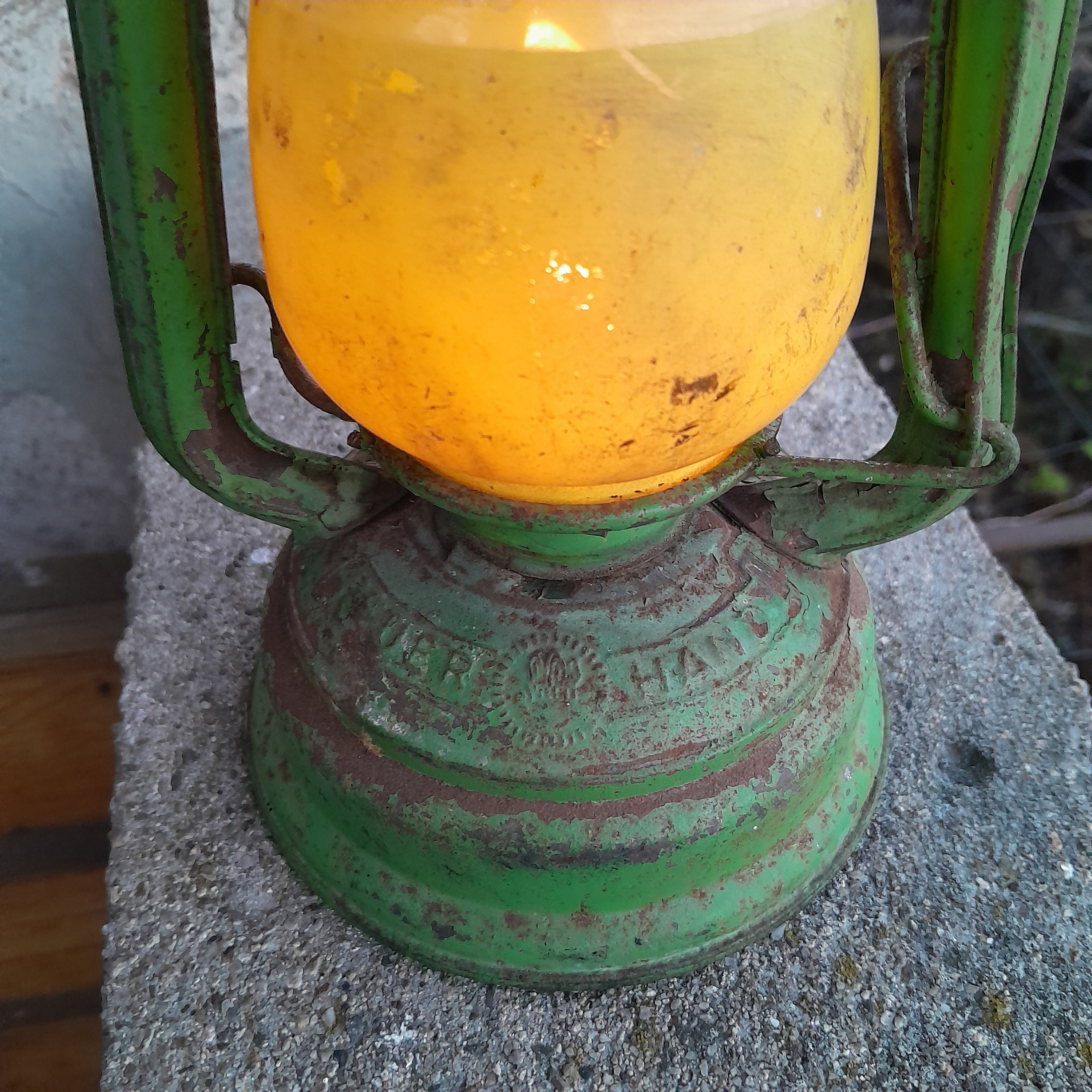 Feuerhand Sturmkape Sturman 276 Green White Yellow Glass Feuerhand Sturmkape Sturman 276 Green White Yellow Glass