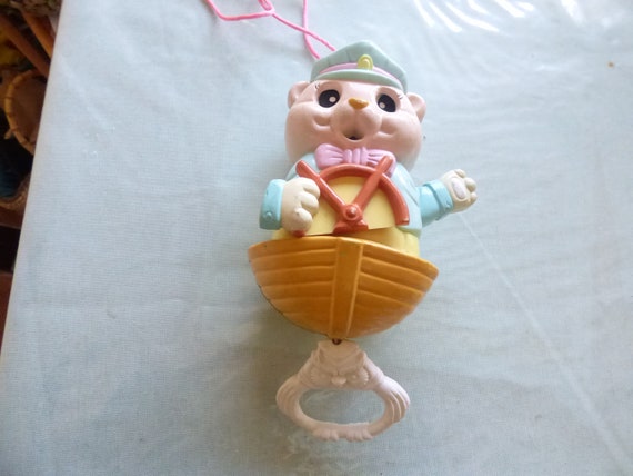 wind up musical toy