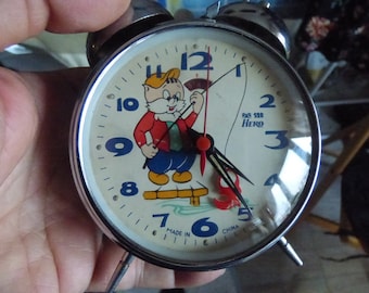 Vintage HERO Cat Fishing Animated Alarm Clock China 1960's servised oiled great condition colective