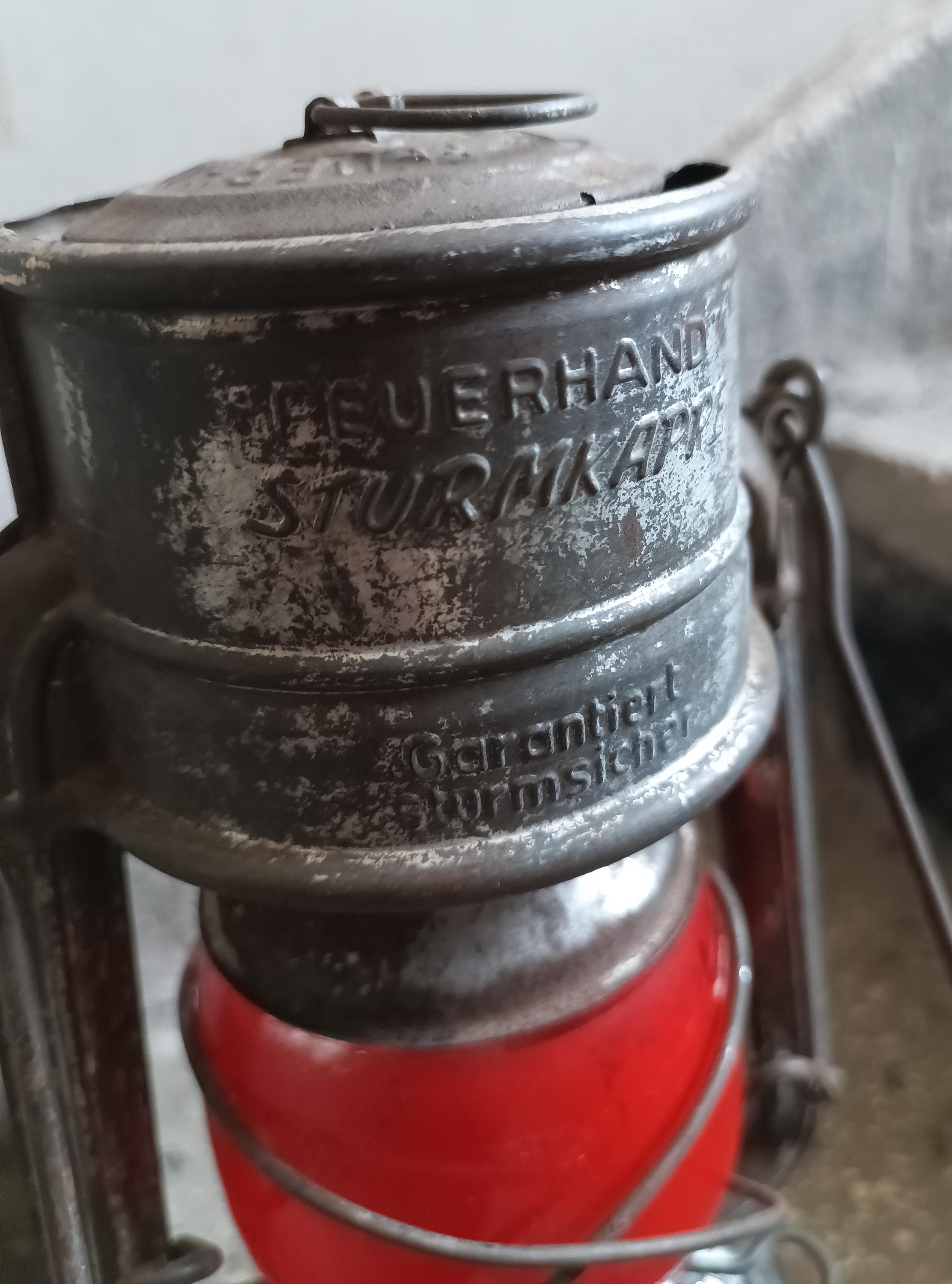 Feuerhand Sturmkappe 276 Baby Special Red Original Globe