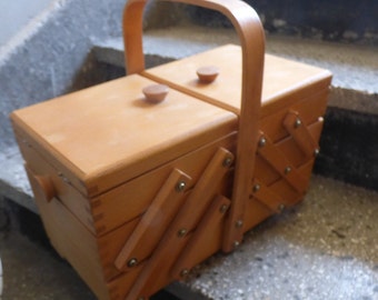 Antique sewing box, Vintage sewing box, sewing box, Vintage jewellery box, Vintage make up box, Christmas box,seamstress box work case