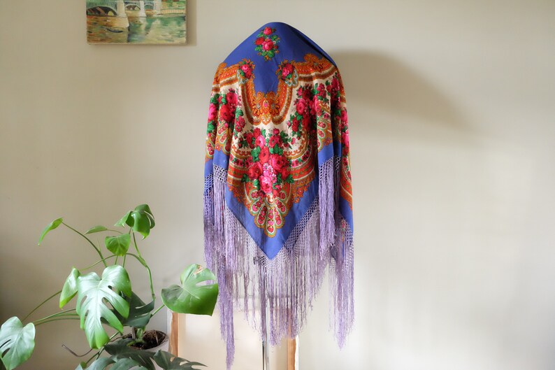 60s shawl 40s 50s 60s Vintage Shawl blue floral wool shawl Boho Ethnic Scarf Roses Pattern Traditional Folk shawl Russian scarf with fringe