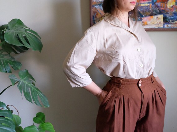 Vintage blouse 1950s Pastel brown cotton simple bl