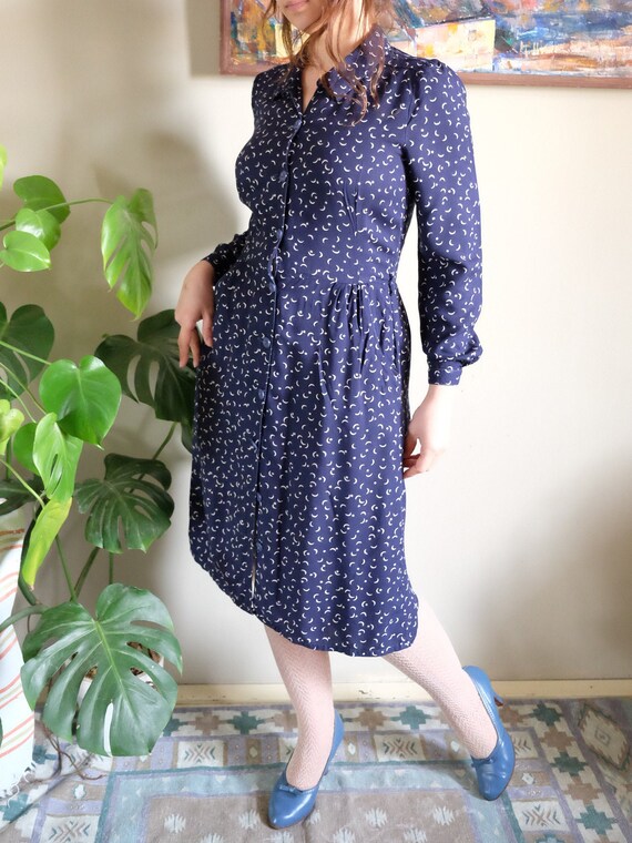Vintage 1970s dress 70s does 40s Dress Moon and St