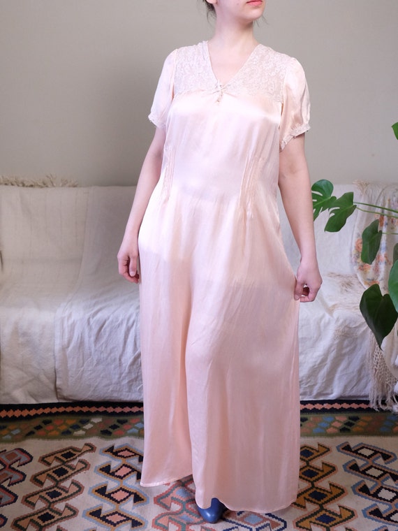Vintage 1930s slip 40s Nightgown Maxi slip pink La