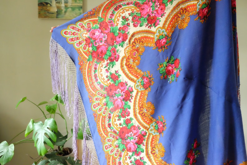 60s shawl 40s 50s 60s Vintage Shawl blue floral wool shawl Boho Ethnic Scarf Roses Pattern Traditional Folk shawl Russian scarf with fringe