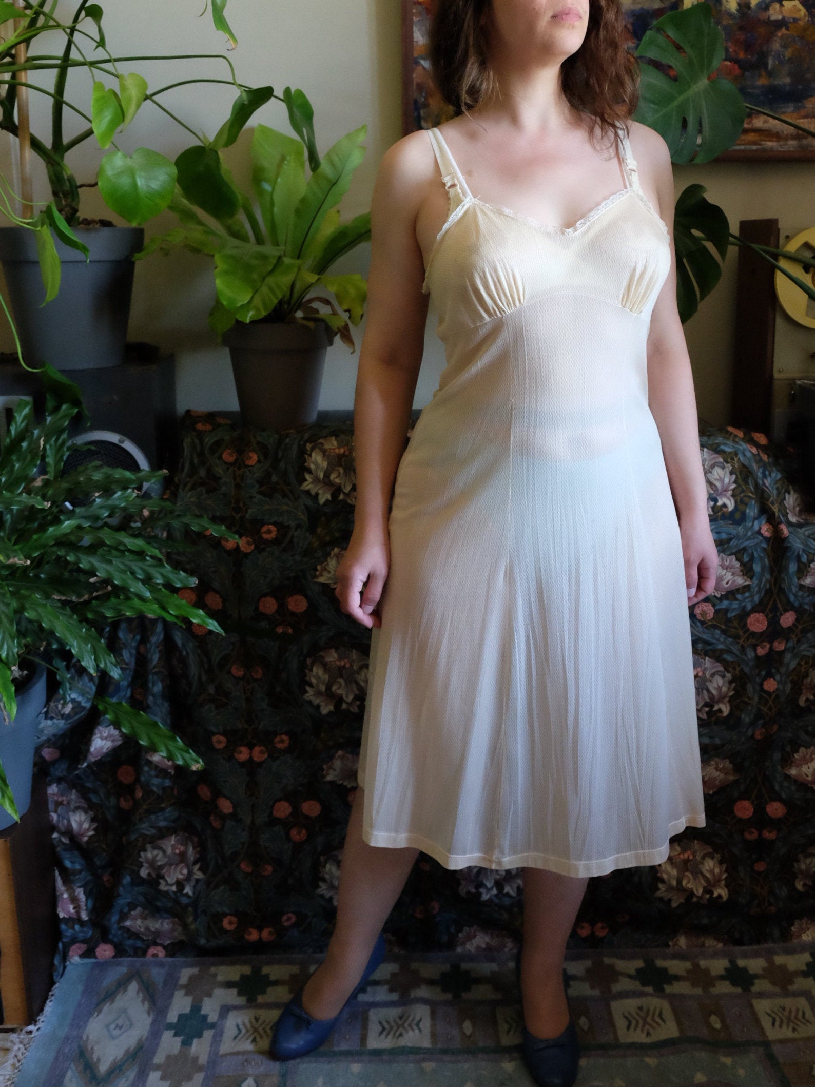 Vintage 50s 60s doe 40s beige slip lace under dress wedding Etsy