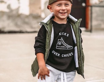 Kicks Over Chicks Valentijnsdagsweater – Sneakerhead-outfit voor kinderen