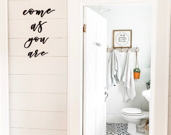 Houten bord Come As You Are, lasergesneden houten woorden, decoratie kinderkamer