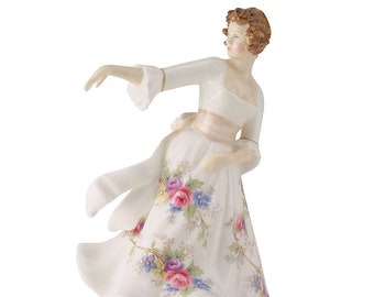 Hazel HN3167 – Royal Doulton Figurine Peggy Davies Classic Pretty Lady Figurine Collectable Vintage Doulton Porcelain Statue Figure Boxed