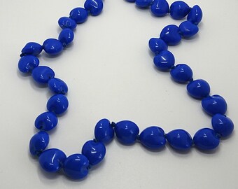 Vintage Necklace Blue Heart Shaped Beaded Necklace Lucite Chunky Long Costume Jewellery Jewelry