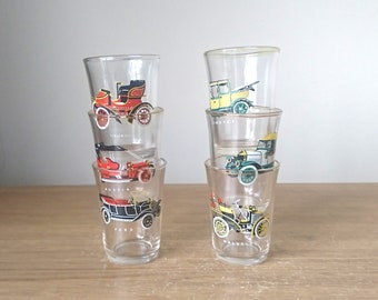 ミッドセンチュリースタイルのショットグラス4個セット。金箔の縁取り