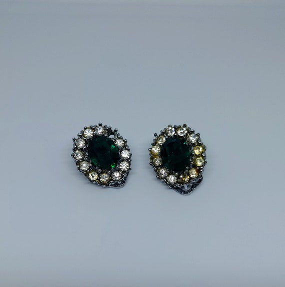 Costume emerald earrings sale