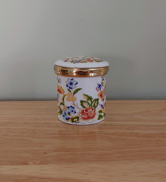 Aynsley Small Trinket Box with Lid (Gold Trim) Cotta… Gem