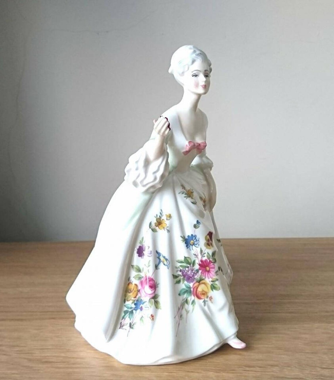 Royal Doulton Lady Figurine Diana HN2468 Peggy Davis Classic Etsy