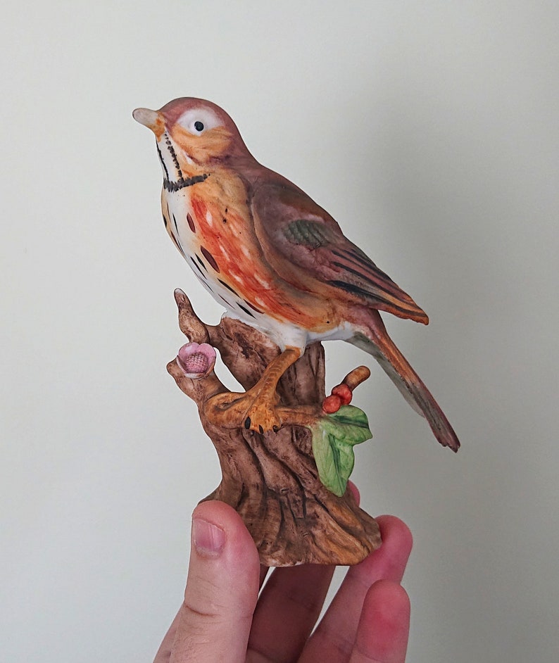 Vintage Bird Figurine on Branch Wood Thrush Collectable Bird - Etsy