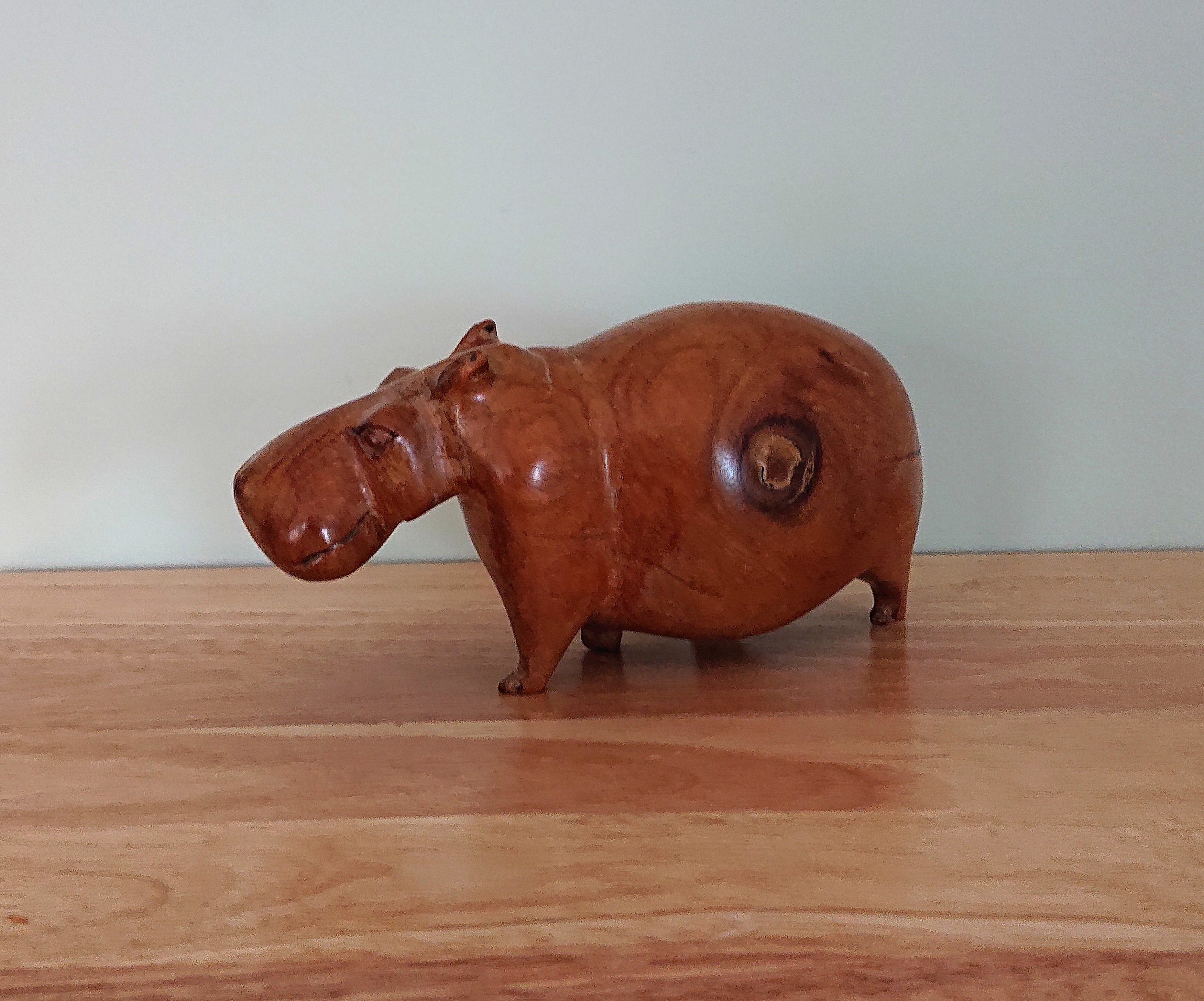 彫刻されたヴィンテージカバ彫刻アフリカ木木製アフリカカバ手彫り動物