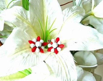 Vintage Earrings Clip On White and Red Flower Star Shaped Enamel Earrings Costume Jewelry