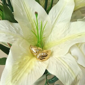 Vintage Earrings Clip on Gold Leaf Faux Diamond Rhinestone Gold Tone Metal Costume Jewellery Jewelry Retro Earrings