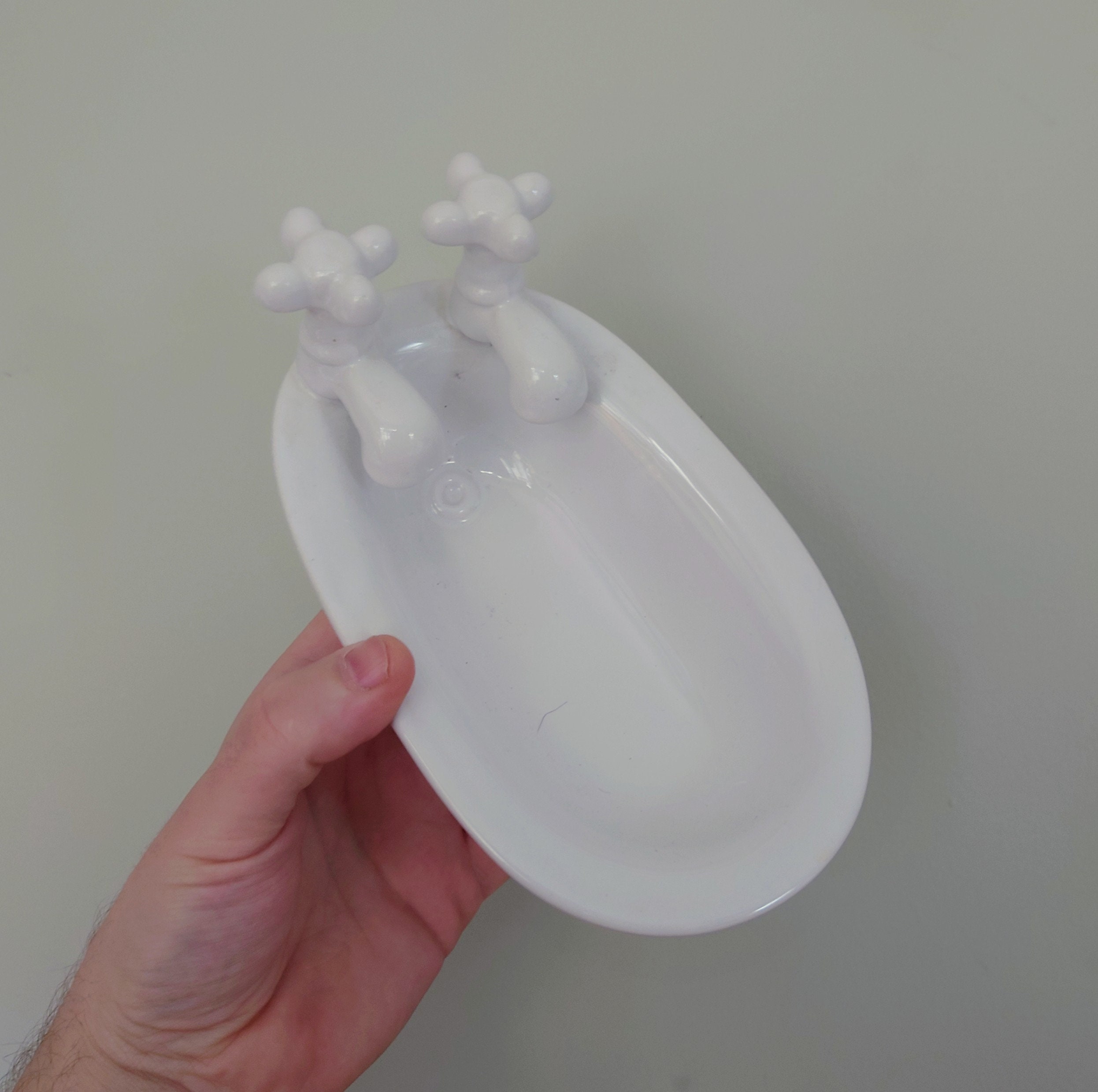 Kitsch Self-Draining Soap Dish