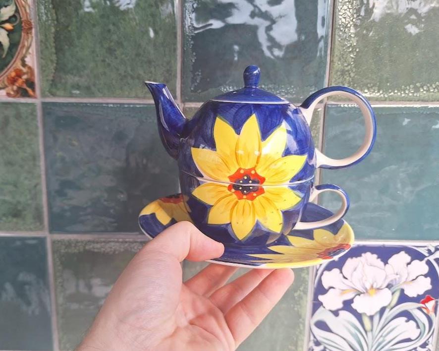Whittard of Chelsea Hand Painted Tea for One Set: Sunflower Floral