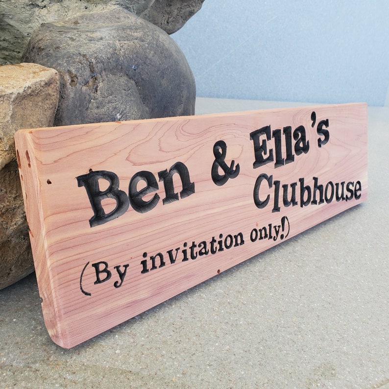 Child's Clubhouse Playhouse Custom Carved Routed Wood Redwood Sign Nombre personalizado Treehouse Dormitorio Sala de juegos Niña Niño Niños 5x18 114-1 imagen 1