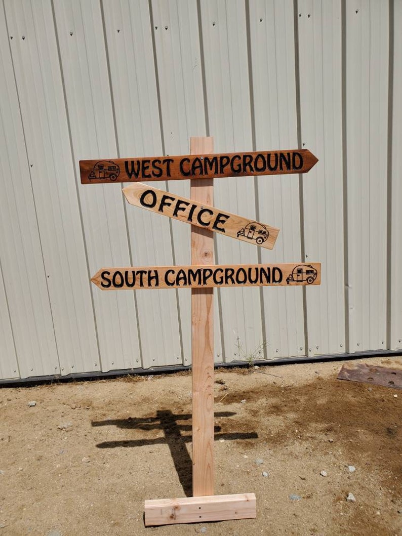 Campground ranch farm rural country directional cedar sign signage 3.5 x 16 to 35 arrow national park ranger station Bild 3