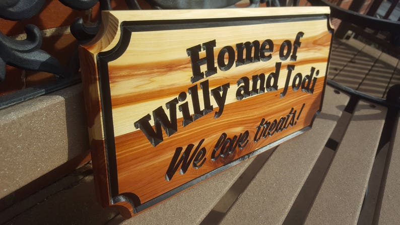 Family Sign Cedar Newlywed Wood House Warming Closing Realtor Gift Personalized Custom Fancy Shape imagem 3