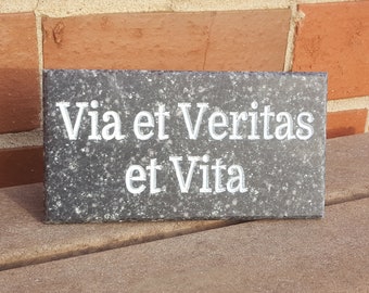 Via et Veritas et Vita The Way and the Truth and the Life Christ Christian Plaque Inspirational Wall Sign 5" x 10" Corian
