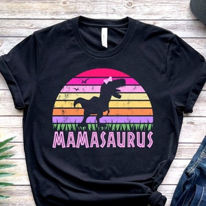 Koszulka z dinozaurem MAMAsaurus | Koszulka z dinozaurem dla dorosłych | Koszulka z dinozaurem dla mamy | Koszulki dopasowujące się do mamy i mnie | Prezent na Dzień Matki | Koszulka dla mamy
