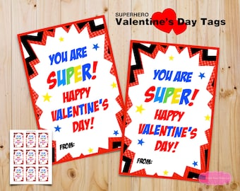 Könnte beinhalten: Rote und schwarze Valentinstag-Etiketten im Superhelden-Design mit dem Text "You are Super! Happy Valentine's Day!" und "From:"