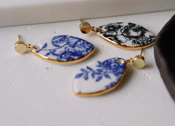 Qinghua blue porcelain dangle earrings