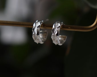 Patterned wired  Sterling silver 3/4 hoops