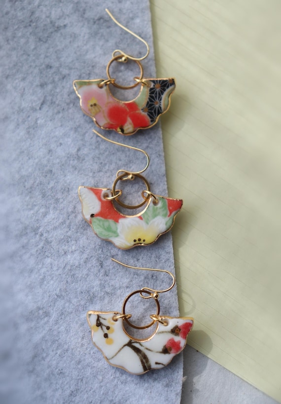 Qinghua  and peach flower porcelain dangle earrings