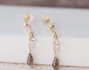 18kt  Solid yellow Gold topaz smoky quartz dangle earrings