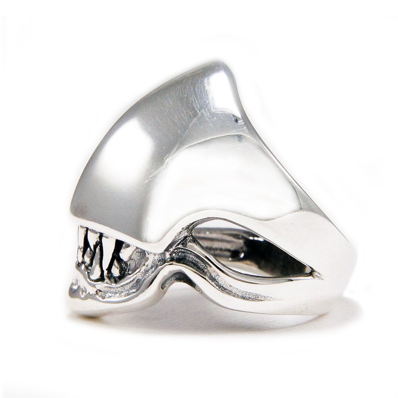 AlienSkullFangs925 Sterling Silver RingSilver Skull RingSilver Predator RingBiker RingBiker JewelryGothicMen/'sWomen/'s tan-r025