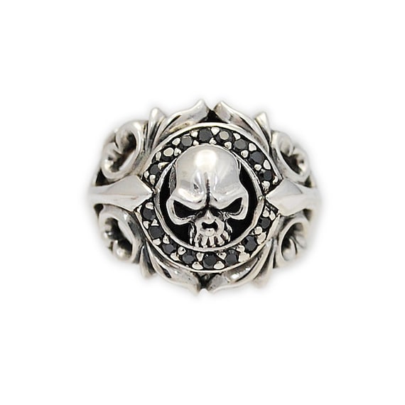 Skull Anhänger Totenkopf 925 Silber mit schwarzem Stein Zirkonia